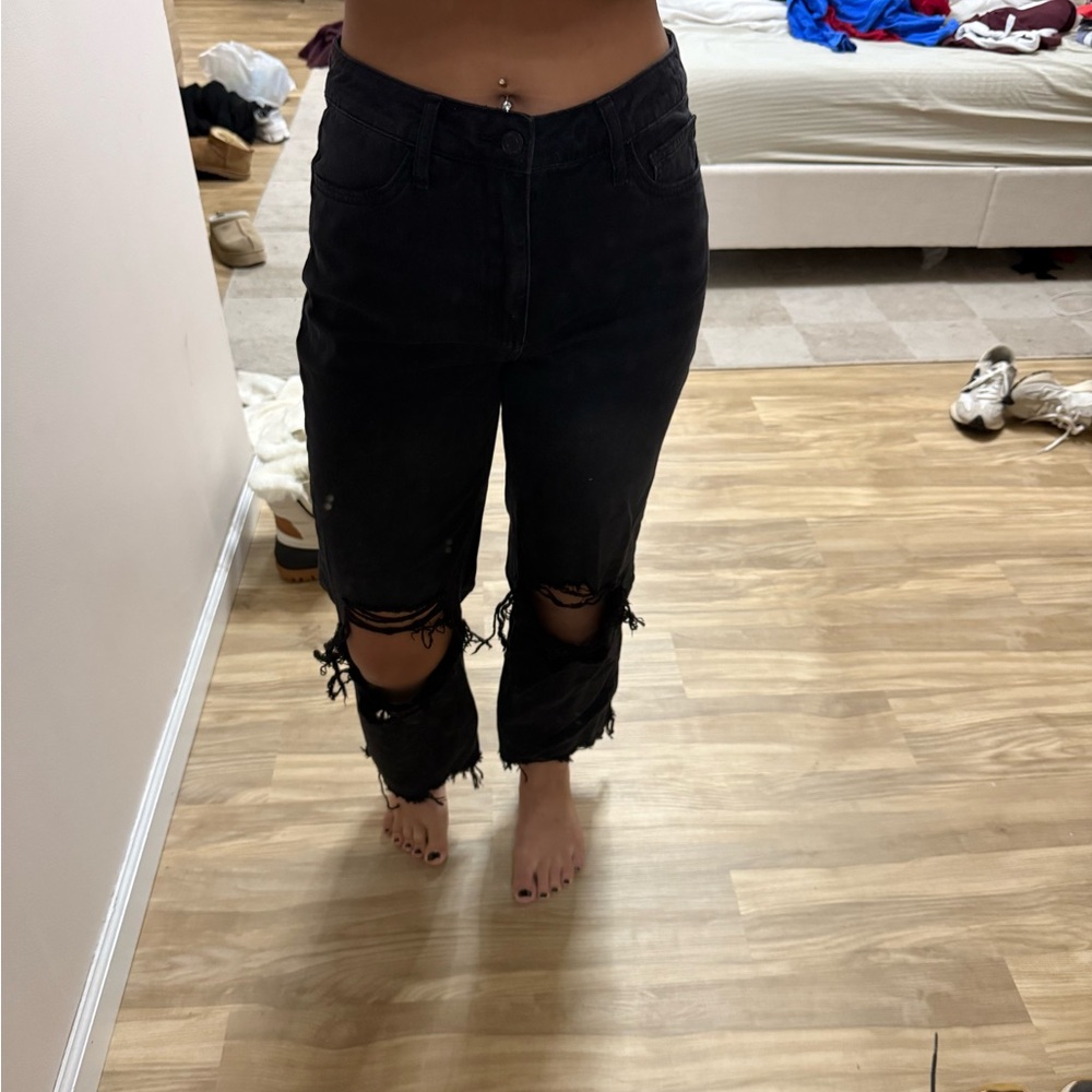 Black Distressed Women's Jeans